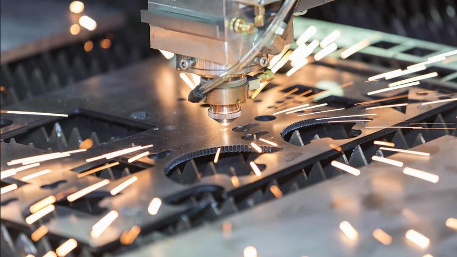 Geometry designs meets unlimited accuracy in laser cutting 1 Laser cutting and art